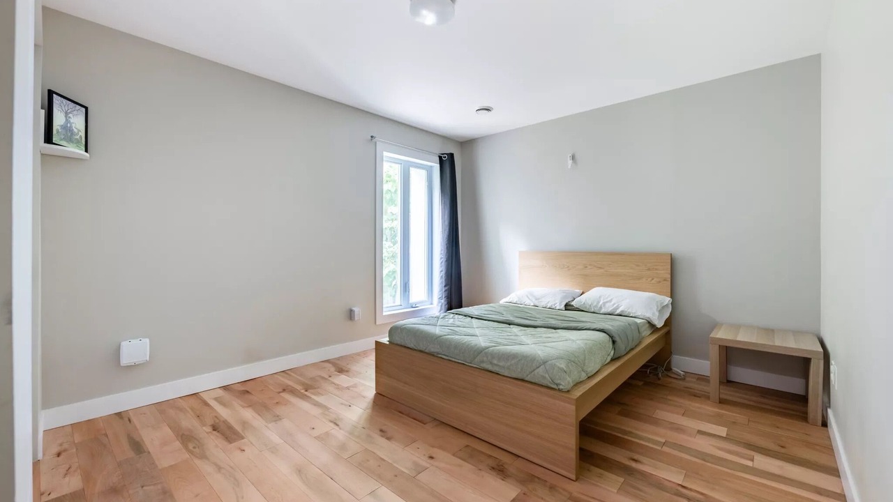 Photo of Bedroom in Rosemere