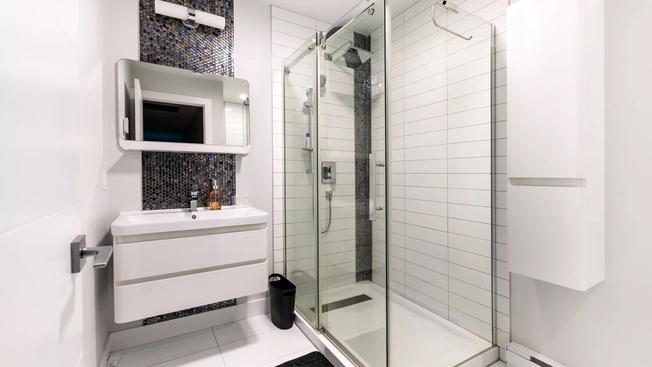 Photo of Bathroom in Rosemere