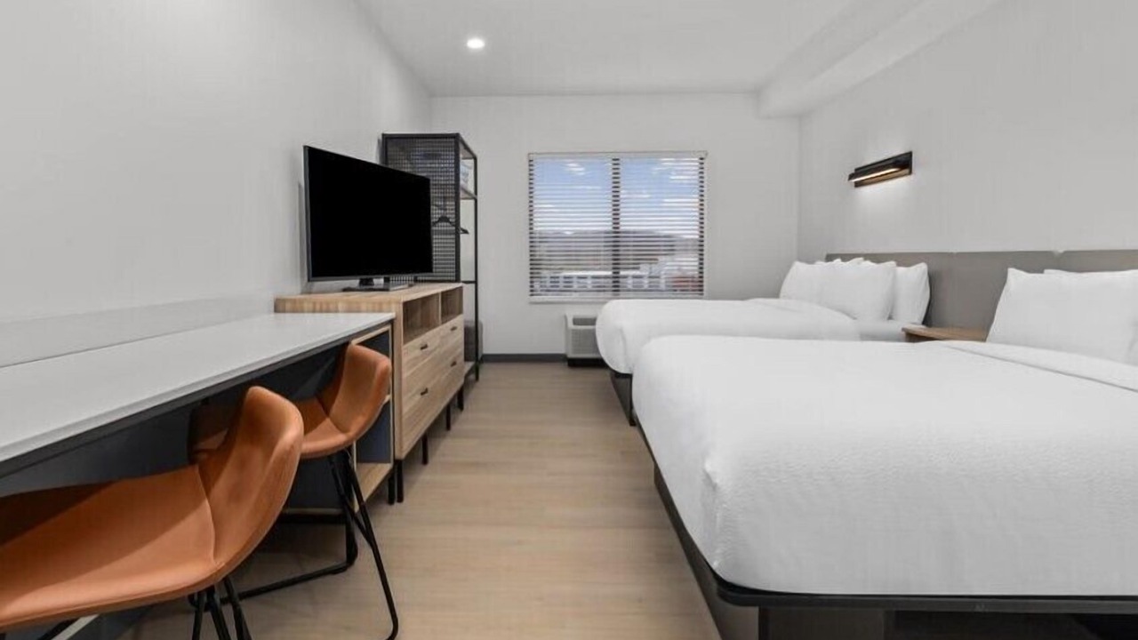 Photo of Bedroom in Oak Ridge
