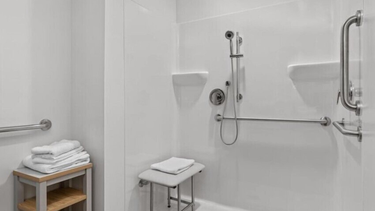 Photo of Bathroom in Oak Ridge
