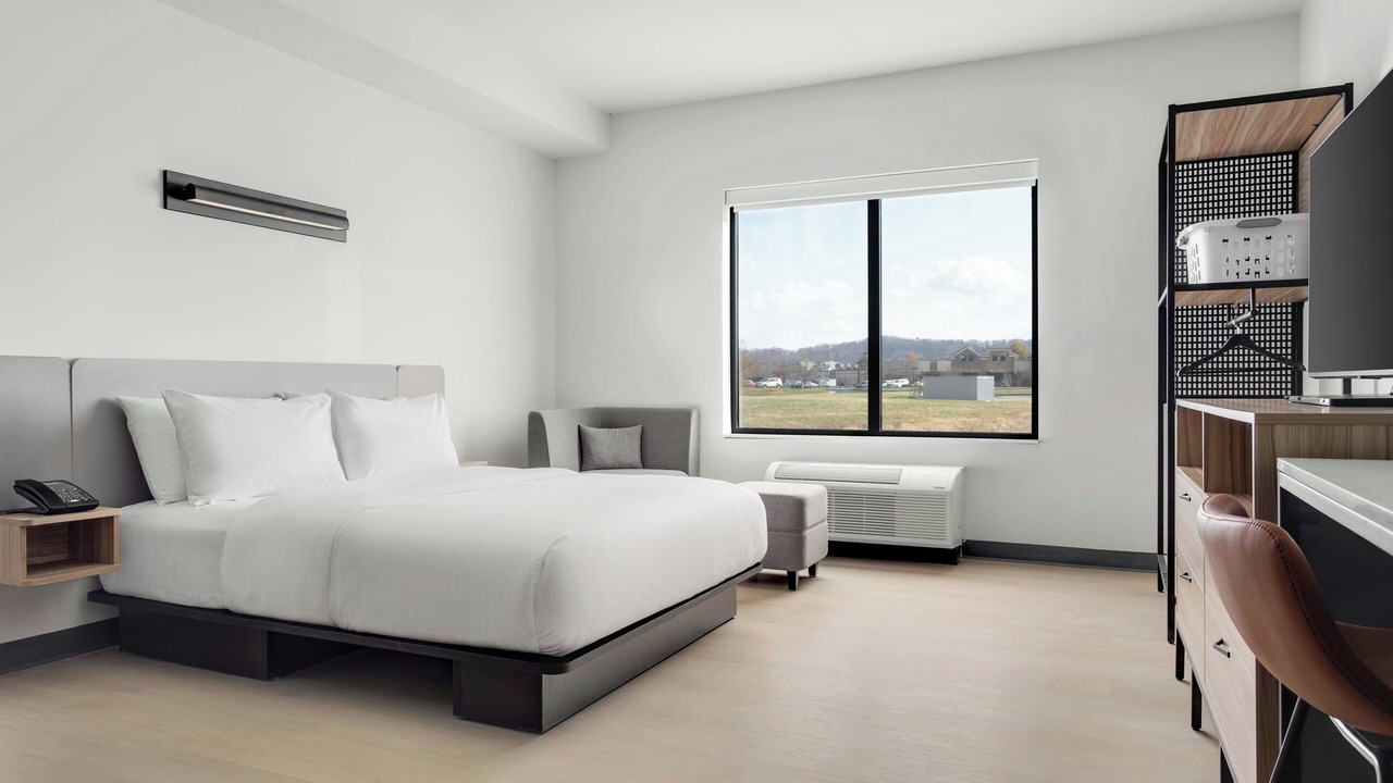 Photo of Bedroom in Oak Ridge