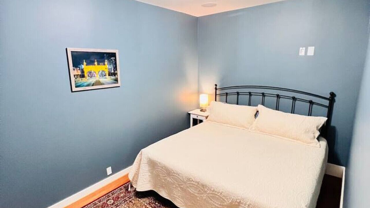 Photo of Bedroom in South Side Flats
