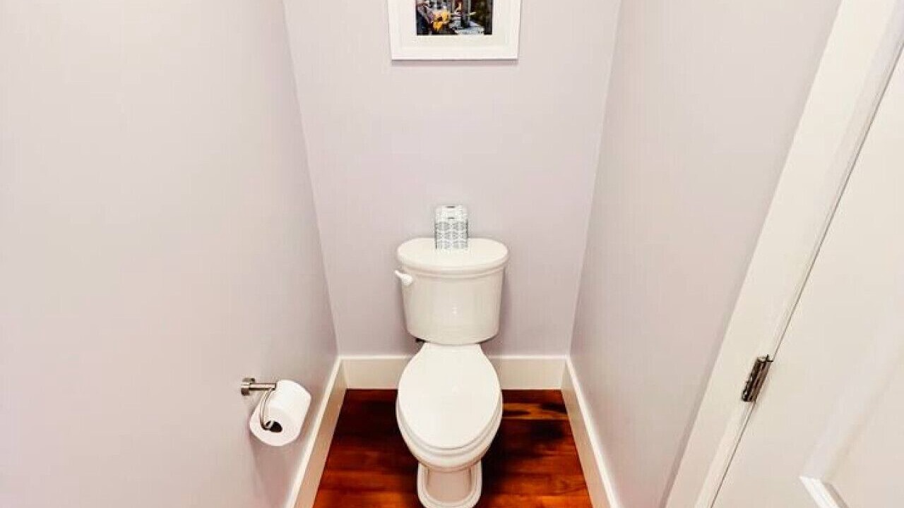 Photo of Bathroom in South Side Flats