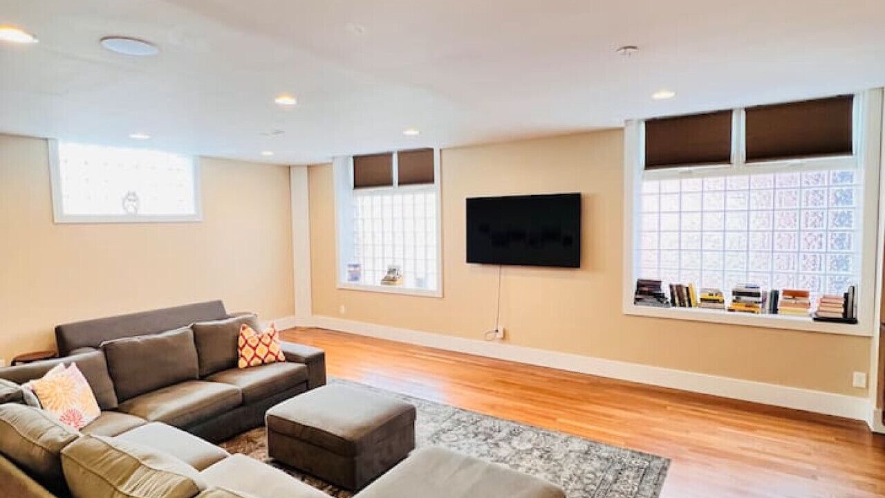 Photo of Livingroom in South Side Flats