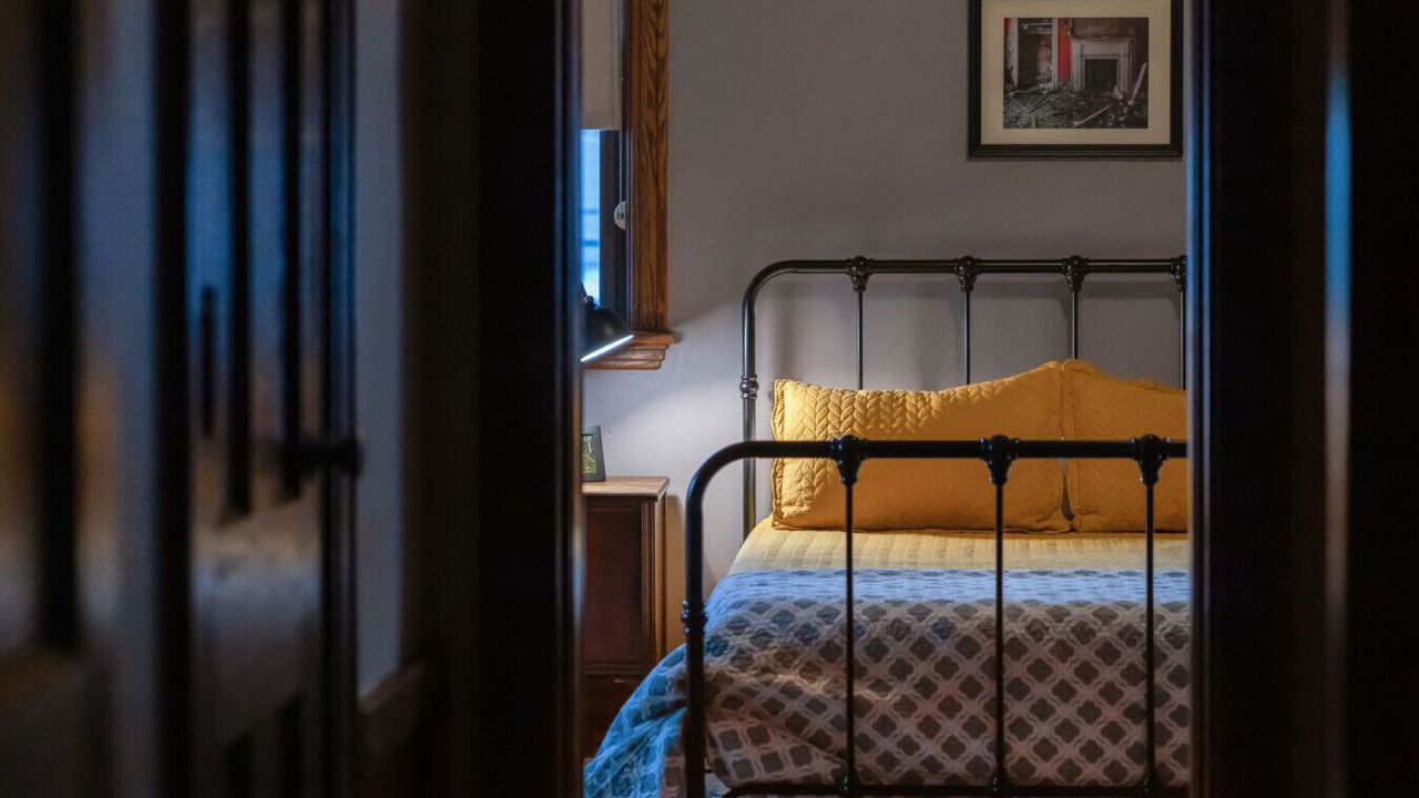 Photo of Bedroom in South Side Flats
