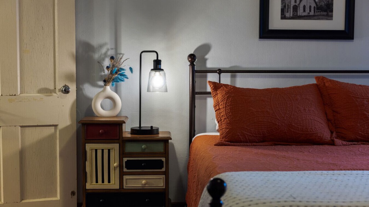 Photo of Bedroom in South Side Flats