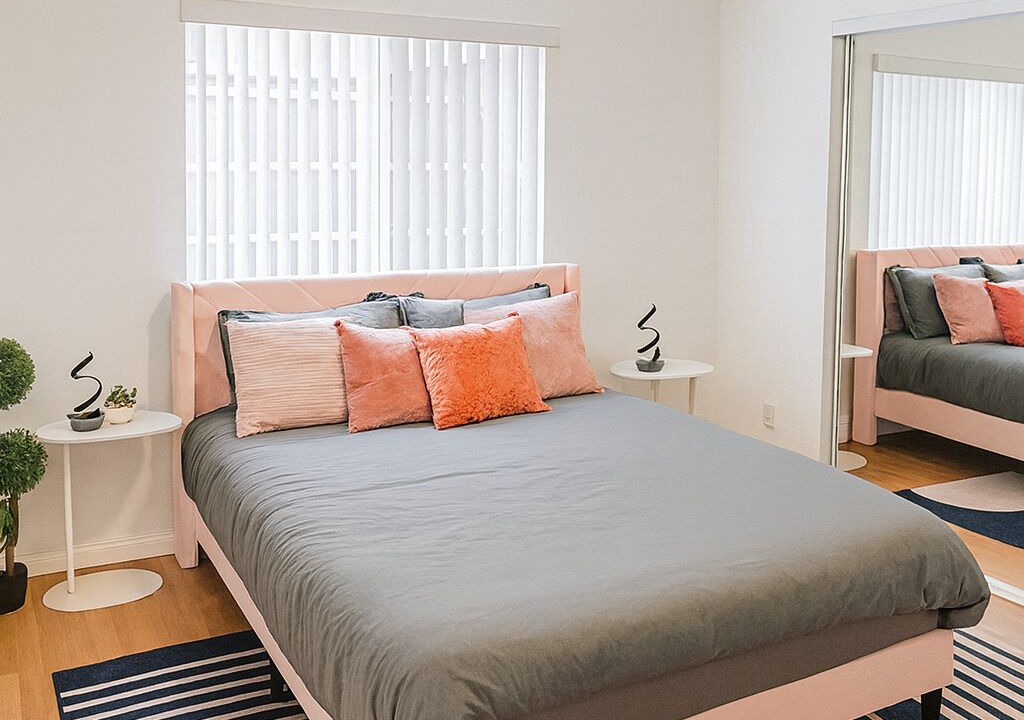 Photo of Bedroom in Studio City