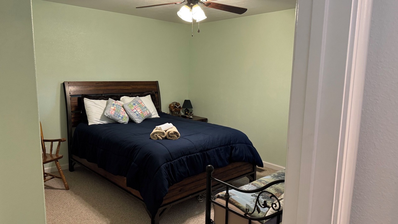 Photo of Bedroom in Cold Springs