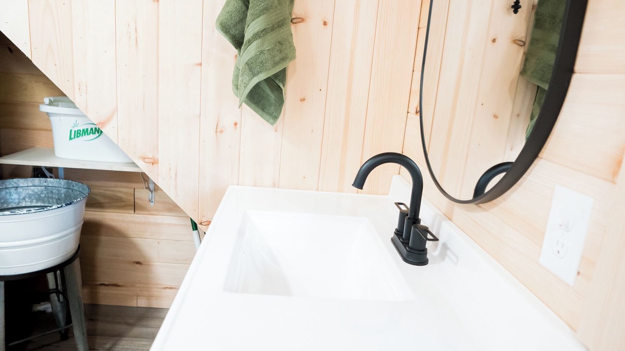 Photo of Bathroom in Bardwell