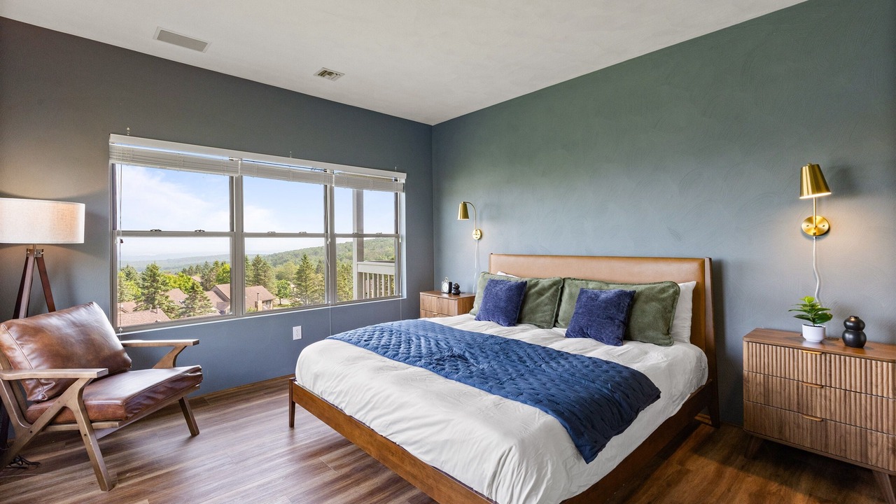 Photo of Bedroom in Seven Springs