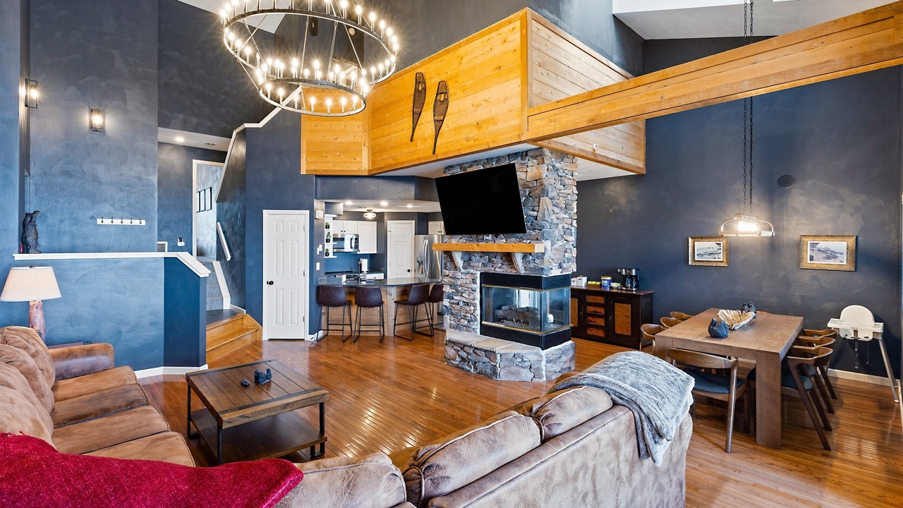 Photo of Livingroom in Seven Springs