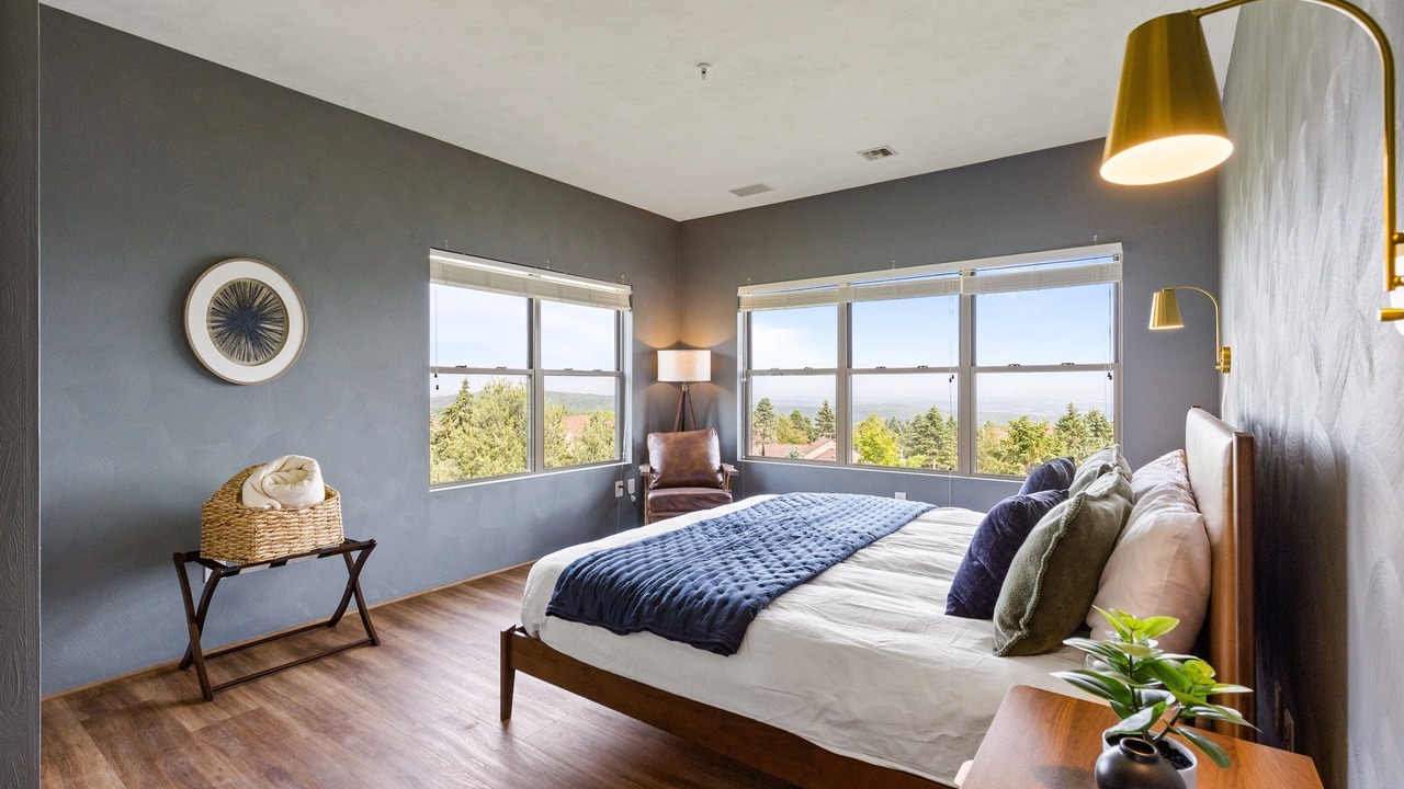 Photo of Bedroom in Seven Springs