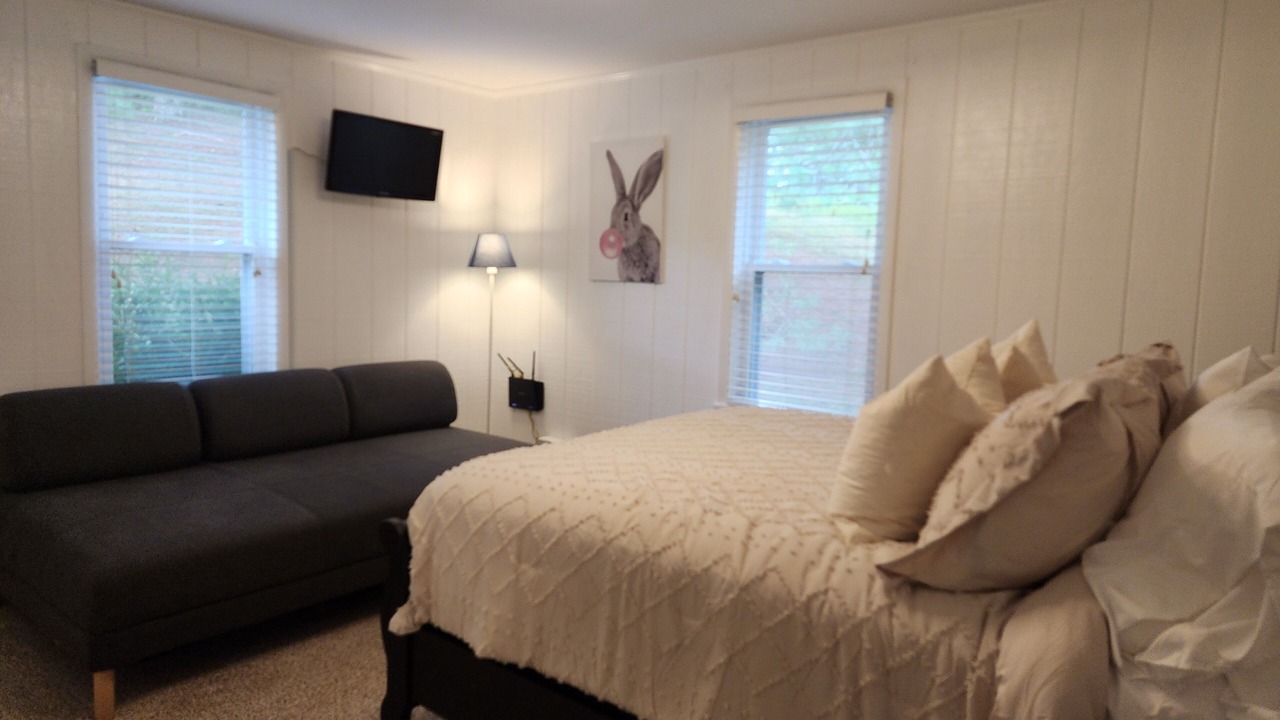 Photo of Bedroom in Crumpler