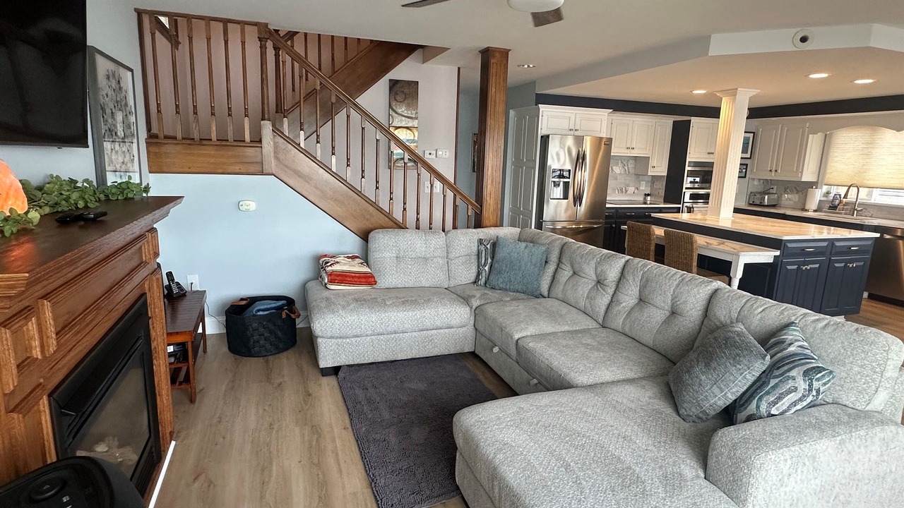 Photo of Livingroom in Town of Otsego