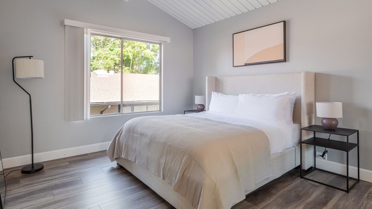 Photo of Bedroom in University South