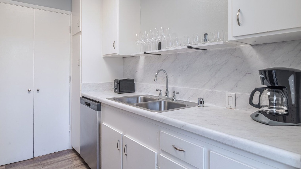 Photo of Kitchen in University South