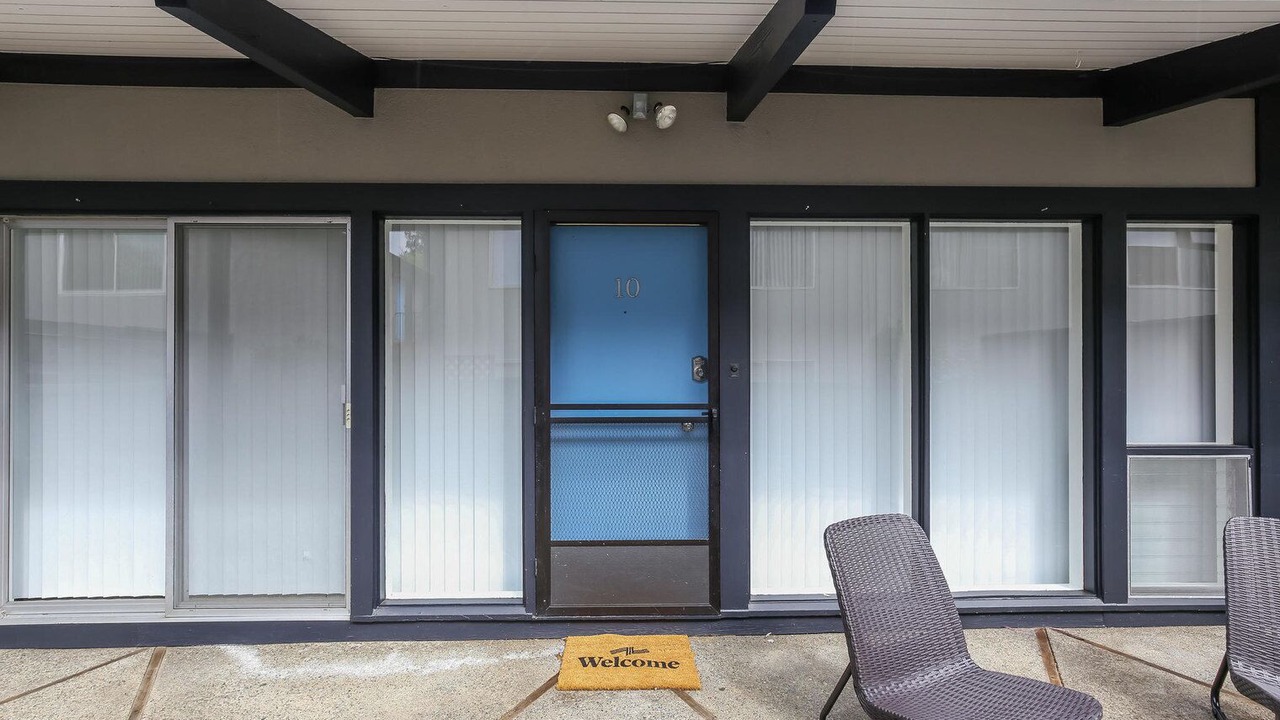 Photo of Outdoor in University South