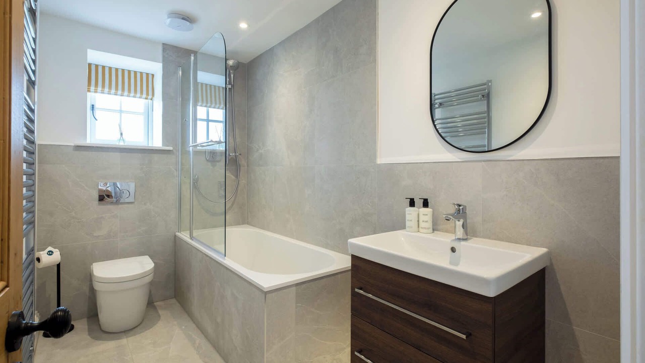 Photo of Bathroom in Kelmarsh