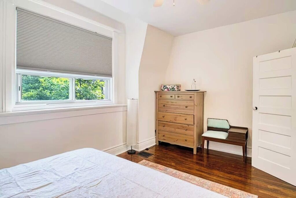 Photo of Bedroom in Greenwood - Coxwell