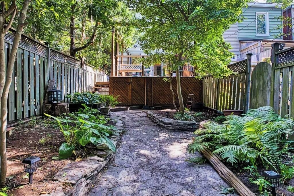 Photo of Outdoor in Greenwood - Coxwell