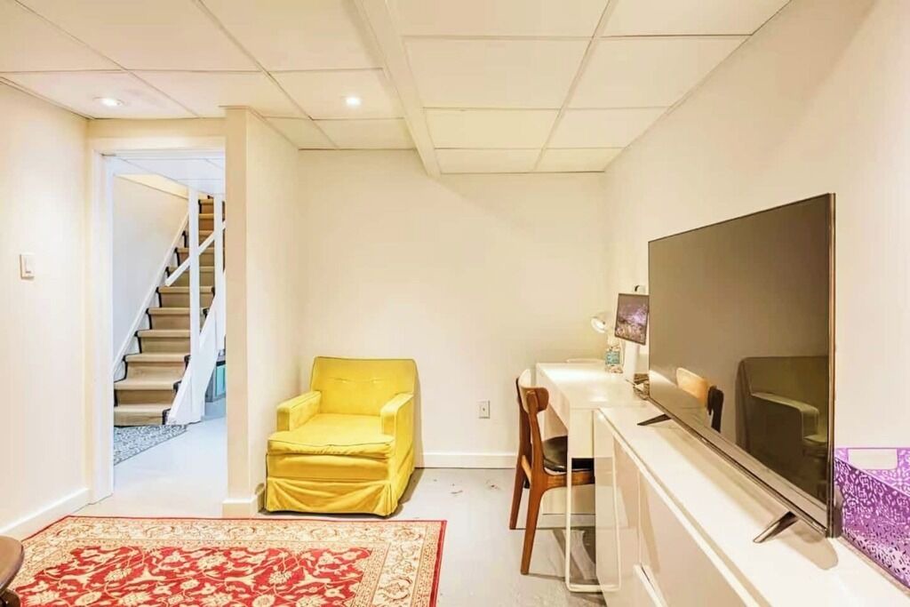 Photo of Livingroom in Greenwood - Coxwell