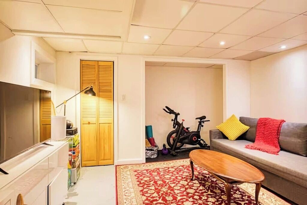 Photo of Livingroom in Greenwood - Coxwell