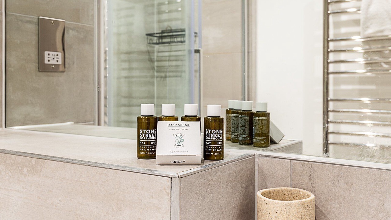 Photo of Bathroom in Turnham Green