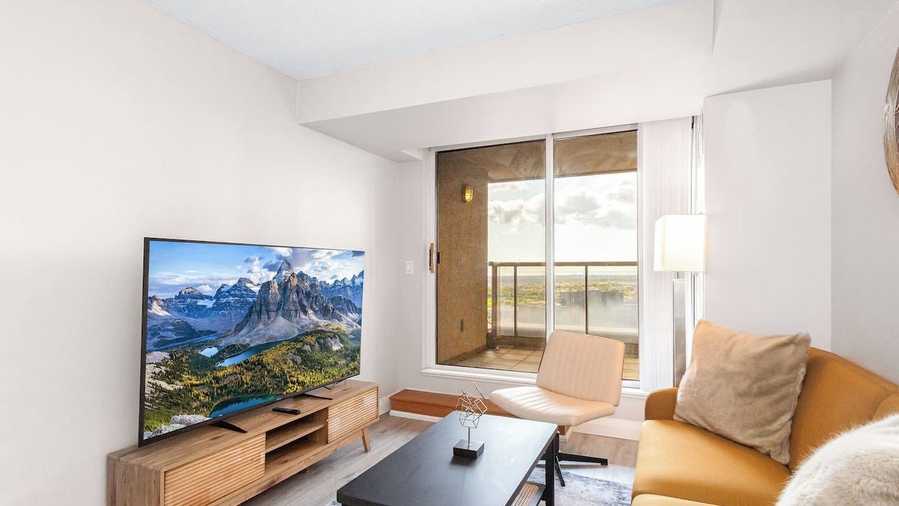 Photo of Livingroom in Downtown Mississauga