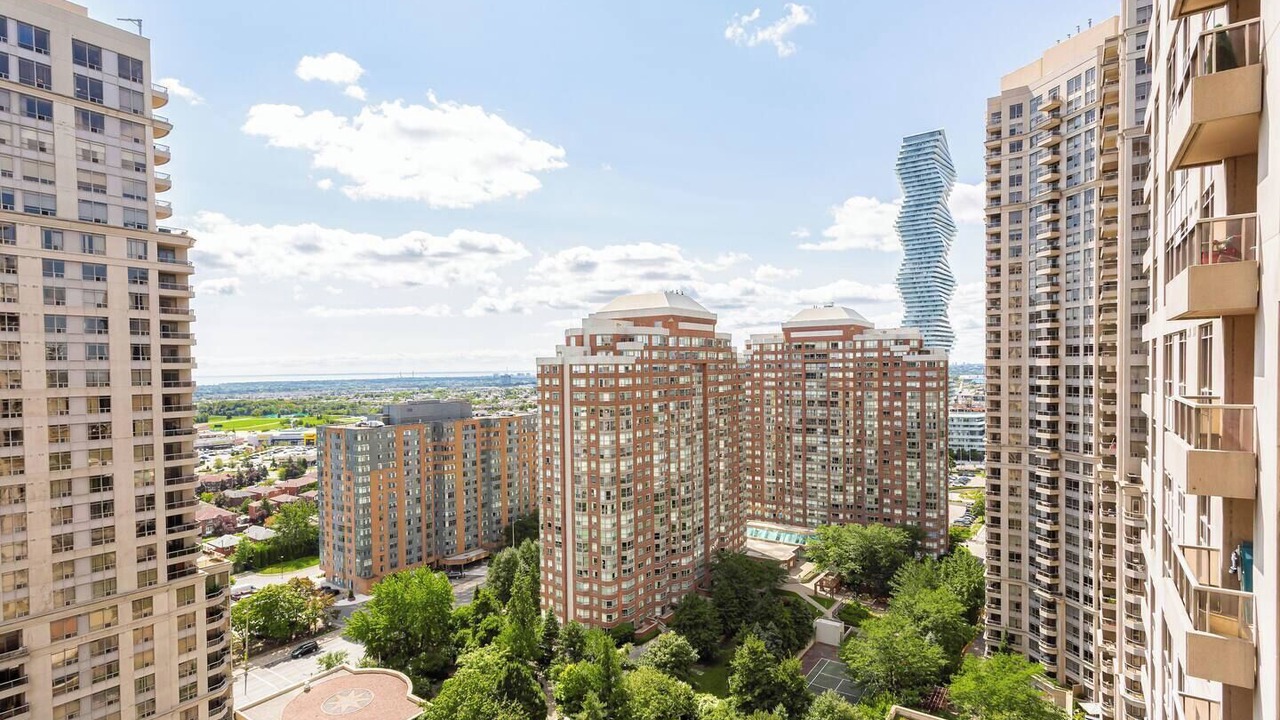 Photo of Outdoor in Downtown Mississauga
