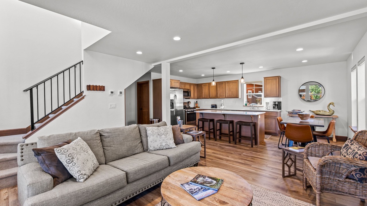 Photo of Livingroom in Dover Bay