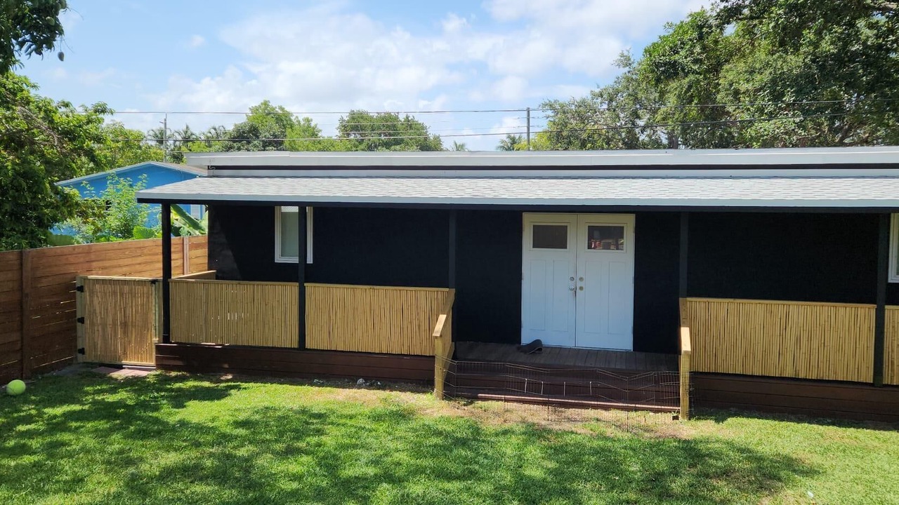 Photo of Outdoor in North Miami
