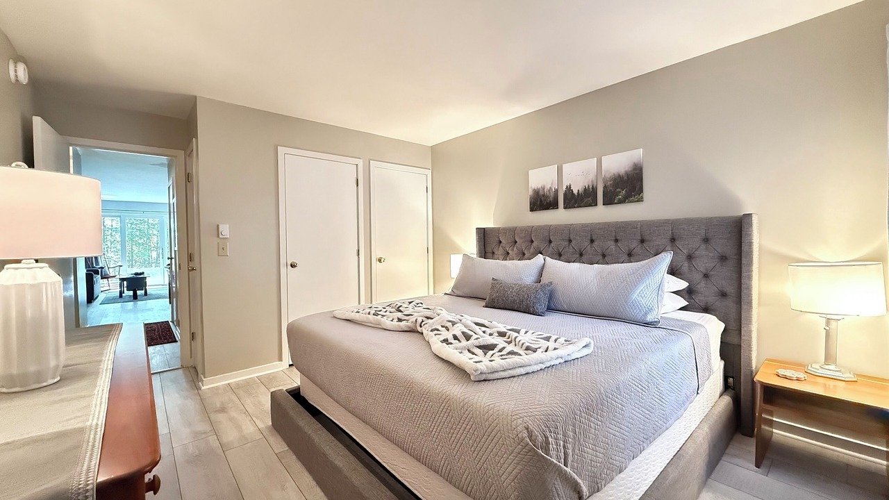 Photo of Bedroom in Warren