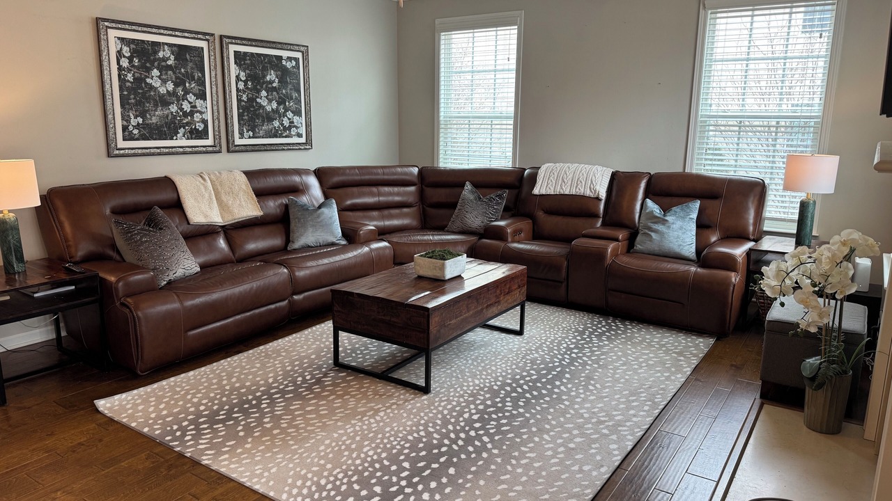 Photo of Livingroom in Southeast Raleigh