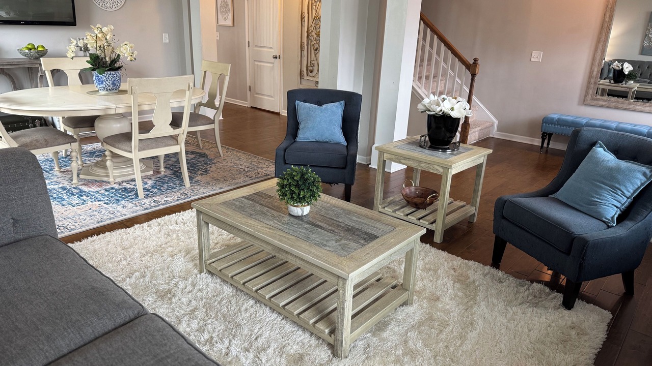 Photo of Livingroom in Southeast Raleigh