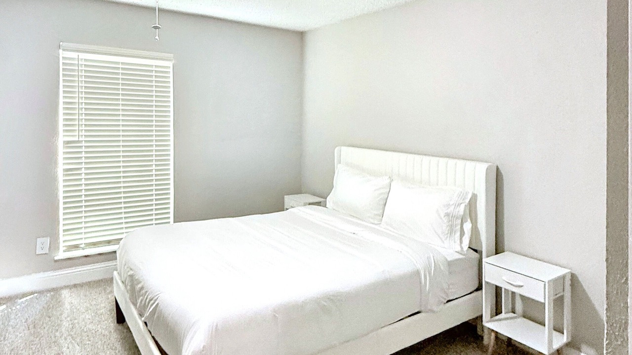 Photo of Bedroom in Addison