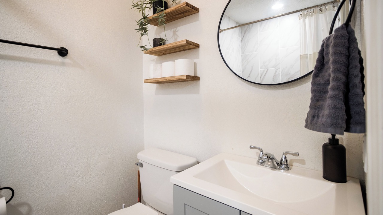 Photo of Bathroom in Central Oklahoma City