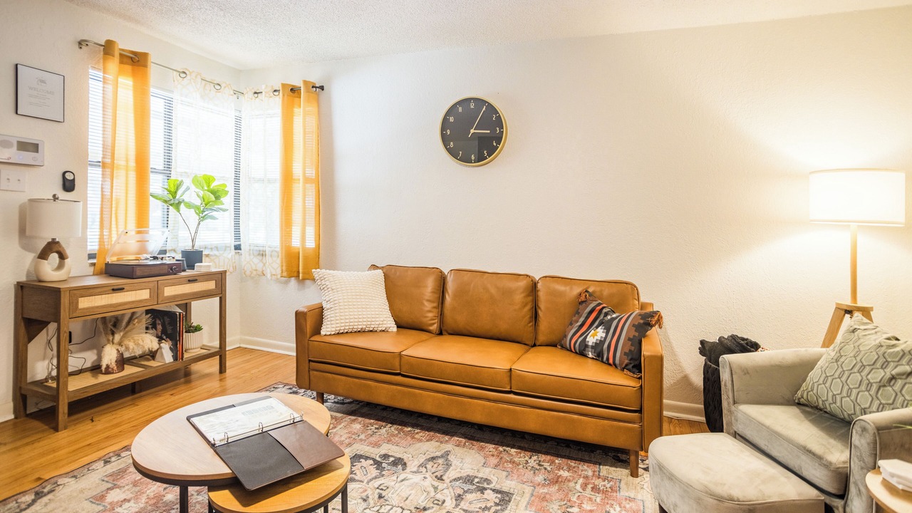 Photo of Livingroom in Central Oklahoma City