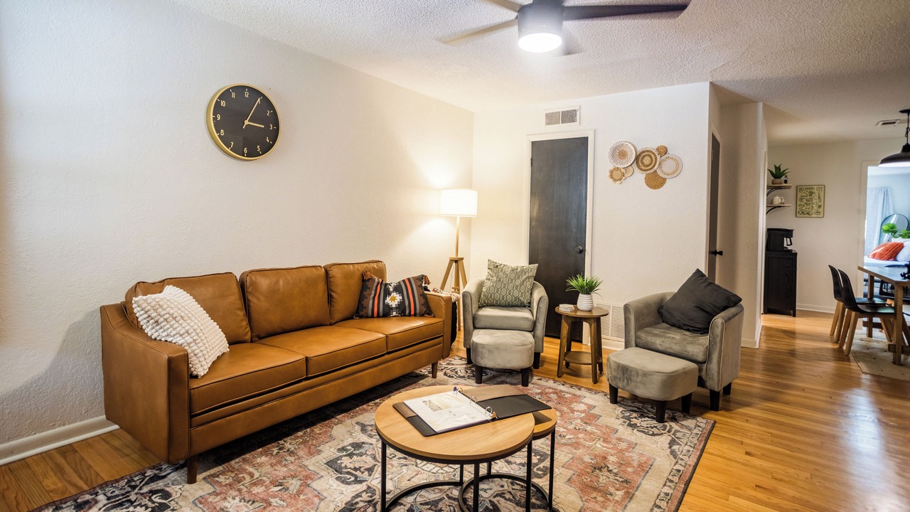 Photo of Livingroom in Central Oklahoma City