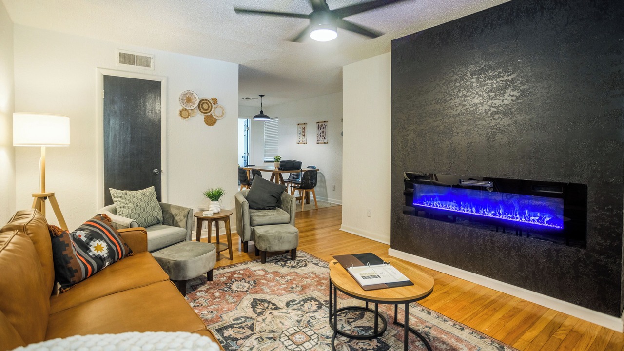 Photo of Livingroom in Central Oklahoma City