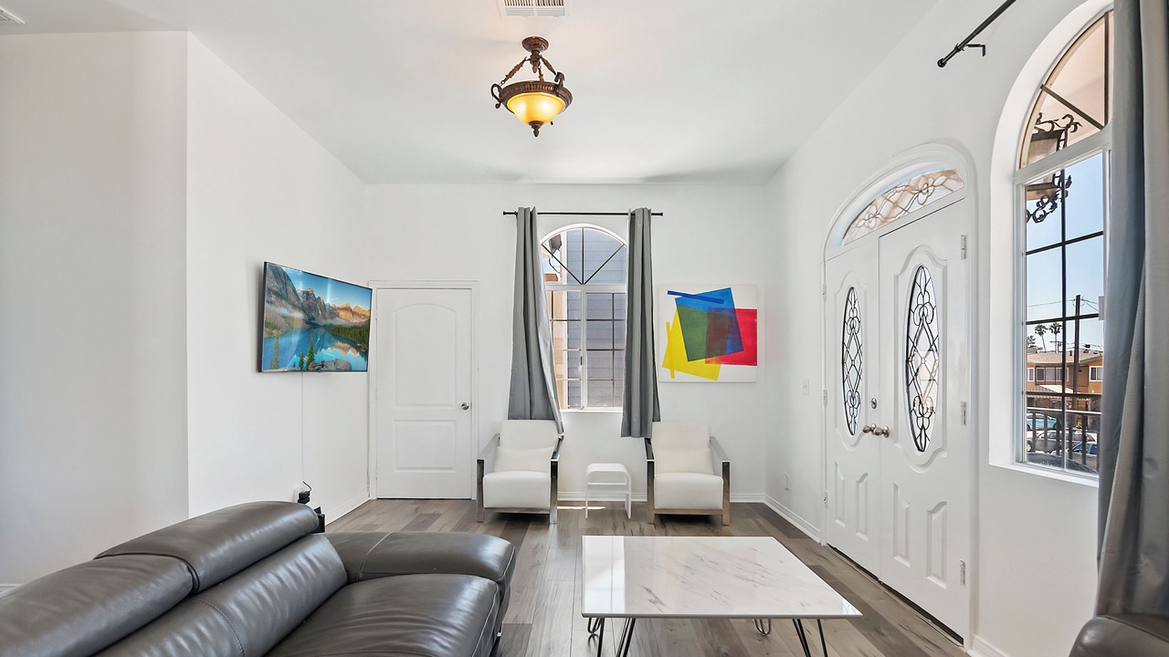 Photo of Livingroom in NoHo Arts District
