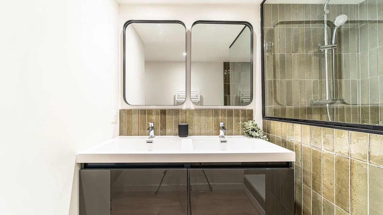 Photo of Bathroom in Terreaux - Bat d'argent