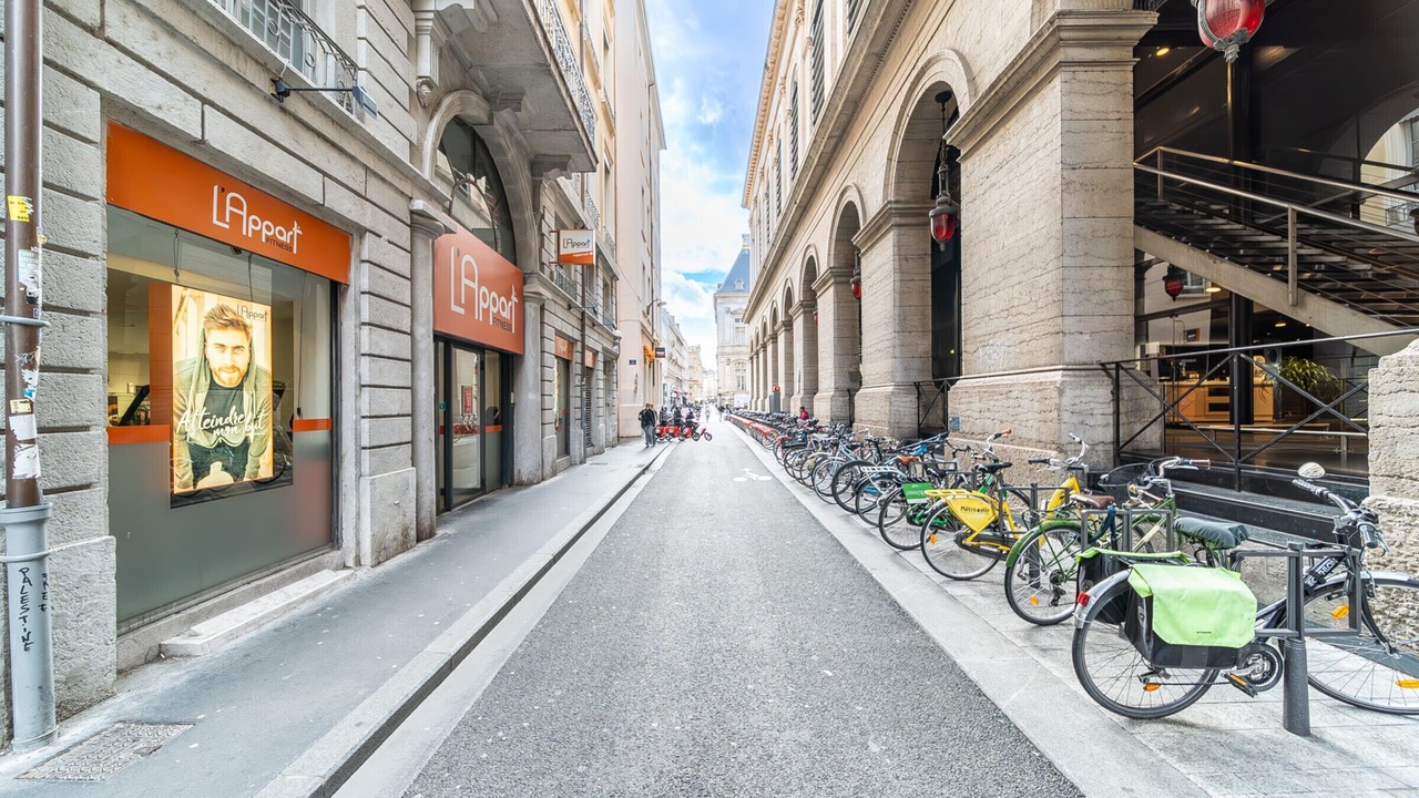 Photo of Others in Terreaux - Bat d'argent