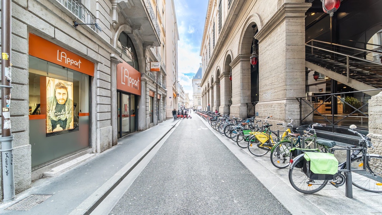 Photo of Others in Terreaux - Bat d'argent