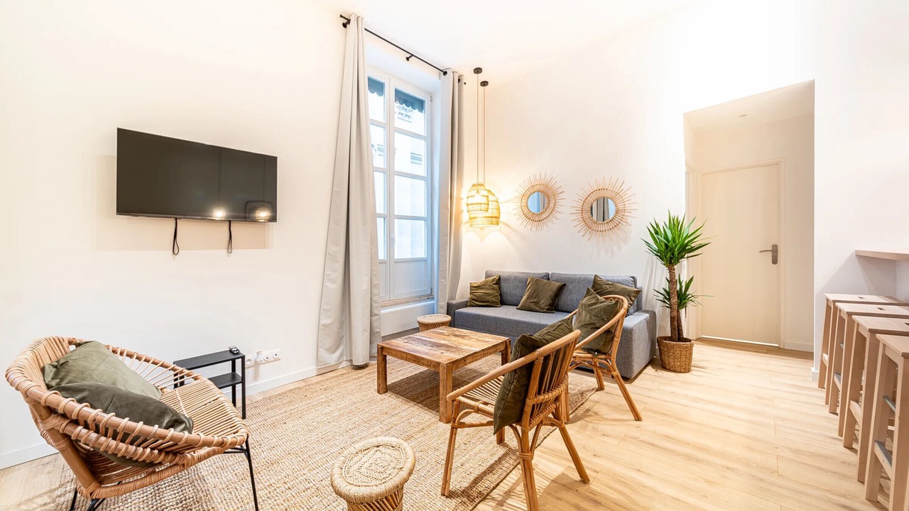 Photo of Livingroom in Terreaux - Bat d'argent