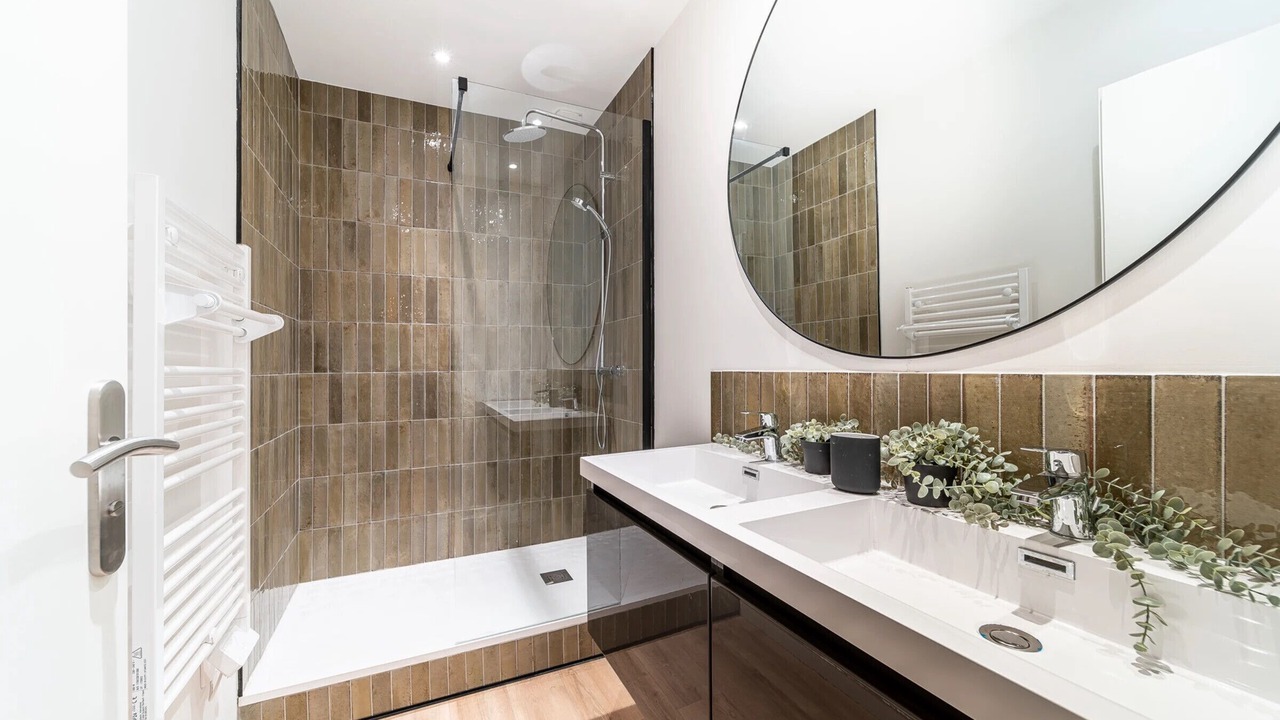 Photo of Bathroom in Terreaux - Bat d'argent