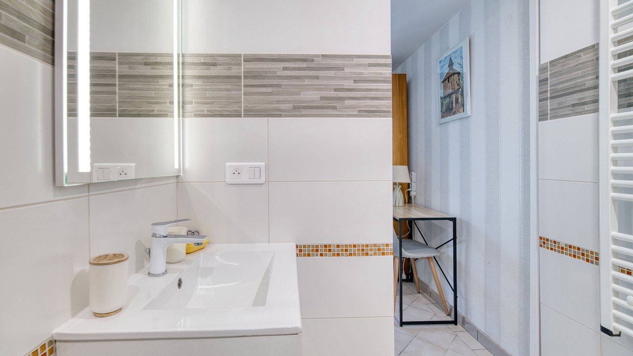 Photo of Bathroom in Villefranche-de-Lauragais