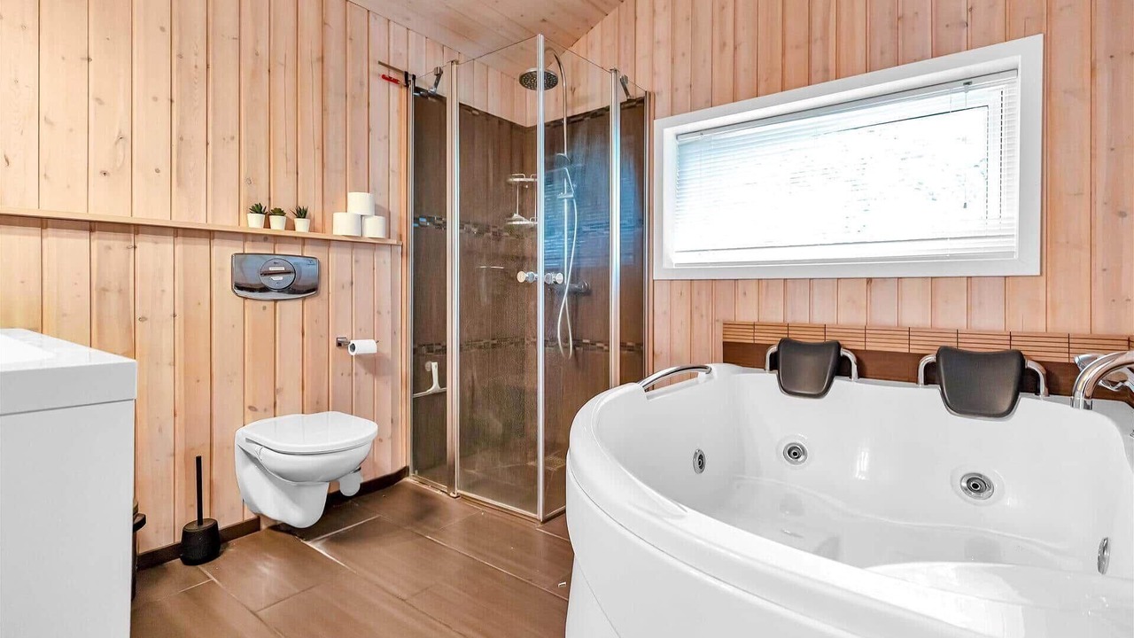 Photo of Bathroom in Grevinge