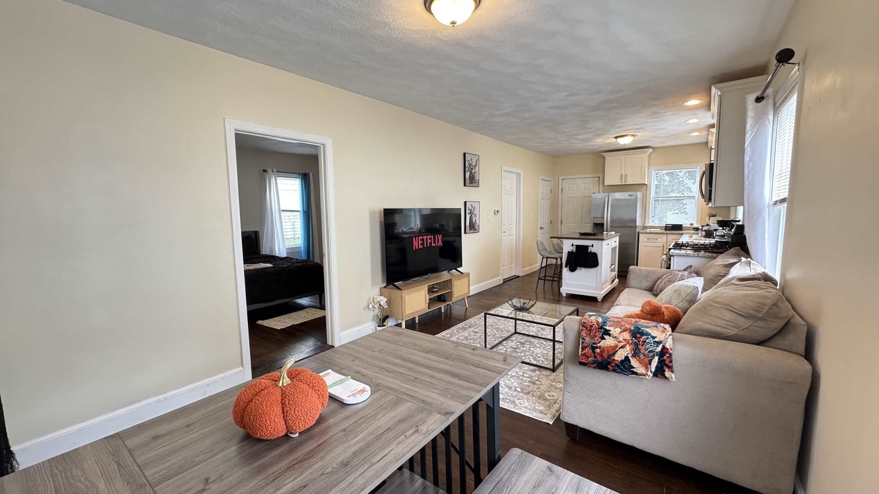 Photo of Livingroom in Salem