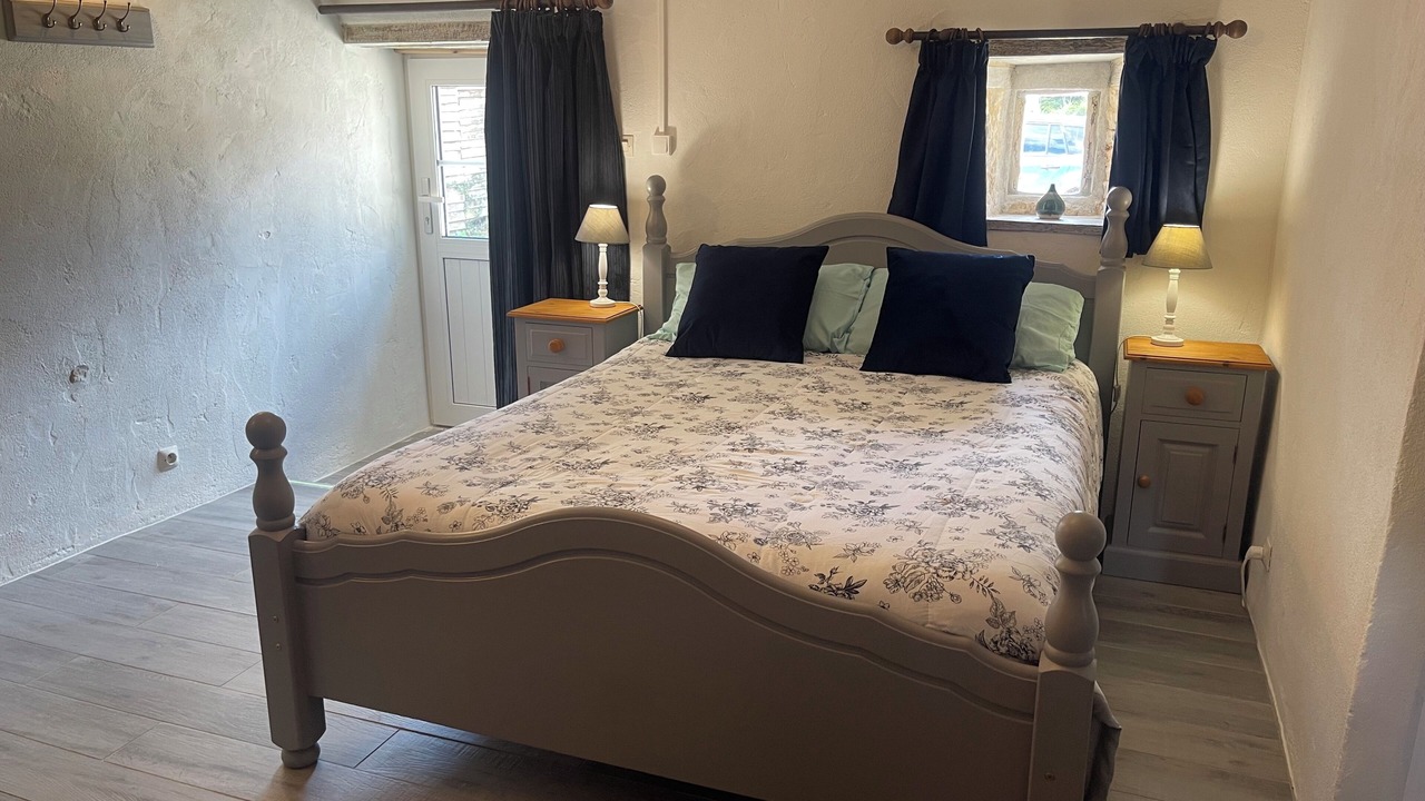 Photo of Bedroom in Brux