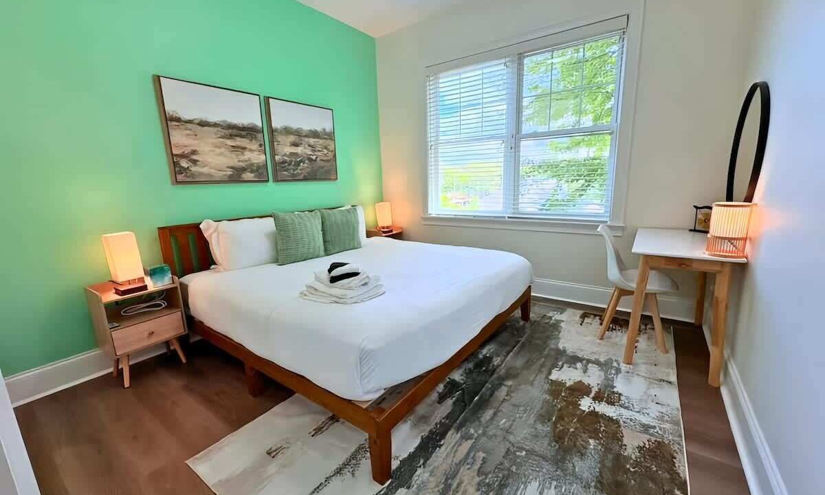 Photo of Bedroom in North Evanston